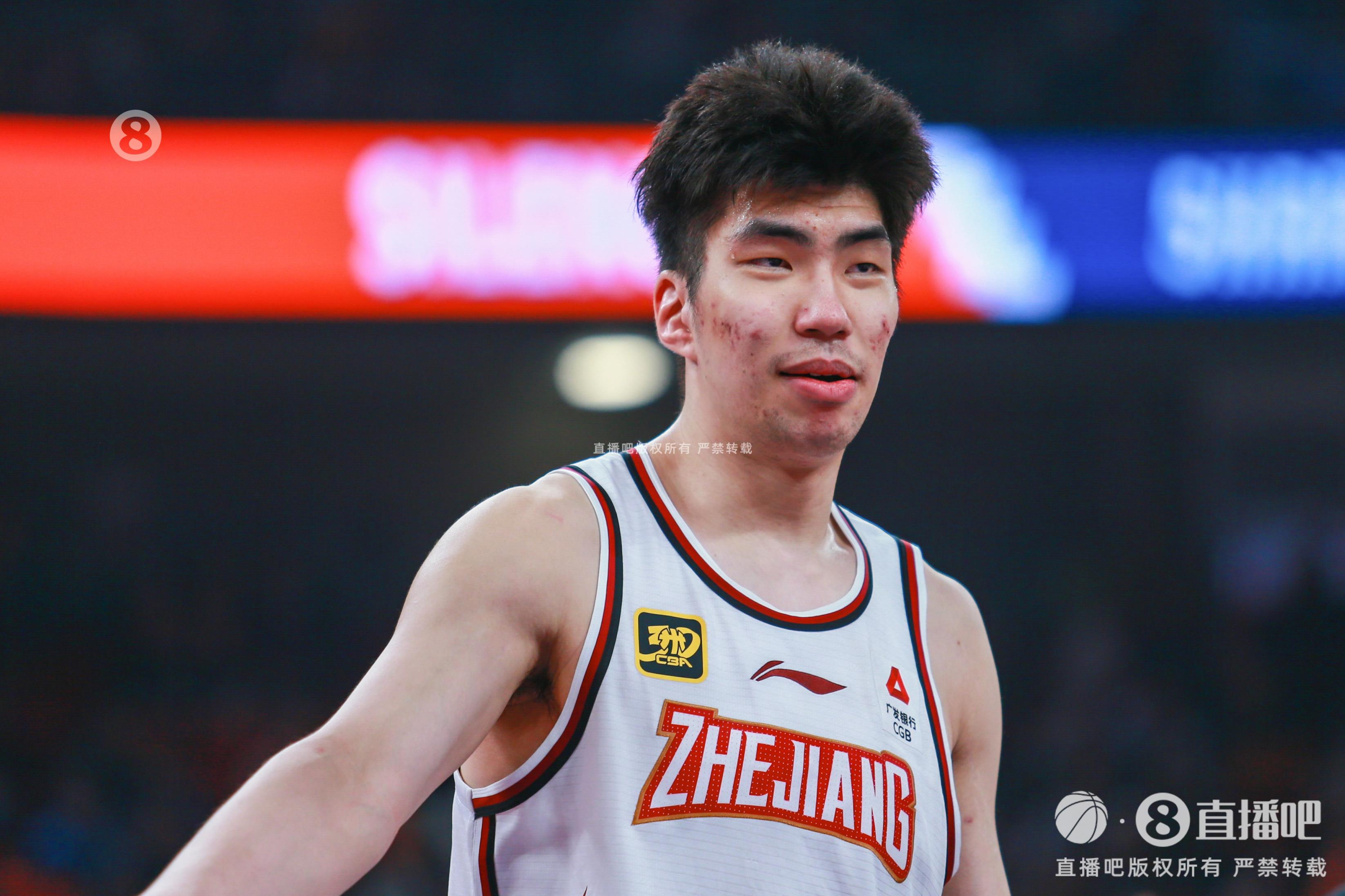 效率極高！余嘉豪8中8貢獻(xiàn)20分7板 罰球5中4